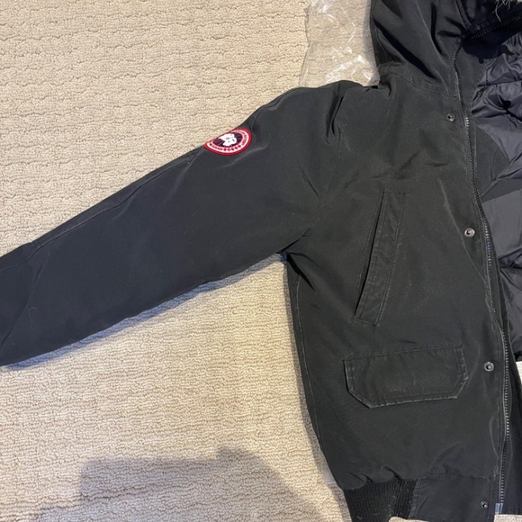 Canada Goose Chilliwack Bomber Heritage in Black style: 7950Y R - Picture 3 of 9